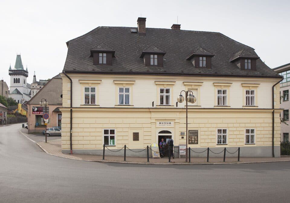 NS Údolím Jizery - Riegrova stezka