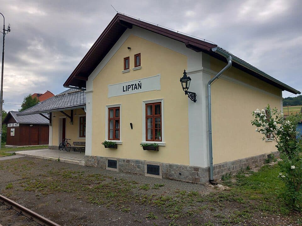 [Č] Třemešná (žst.) - Osoblaha (žst.)