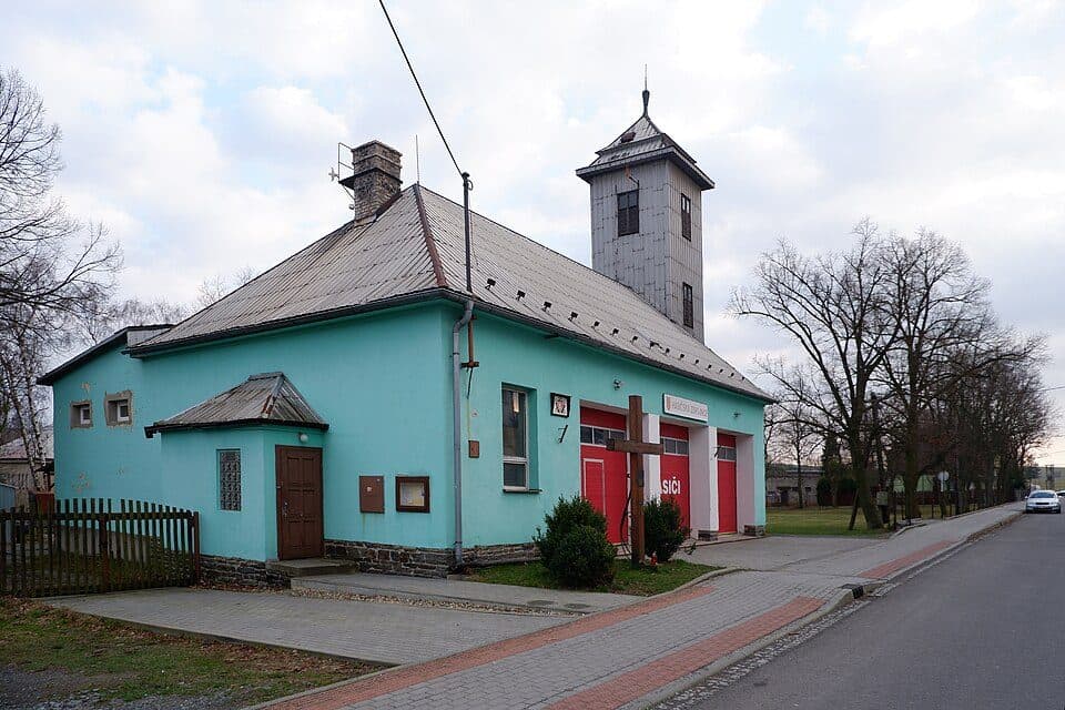 [Č] Paprsek - Hradec nad Moravicí