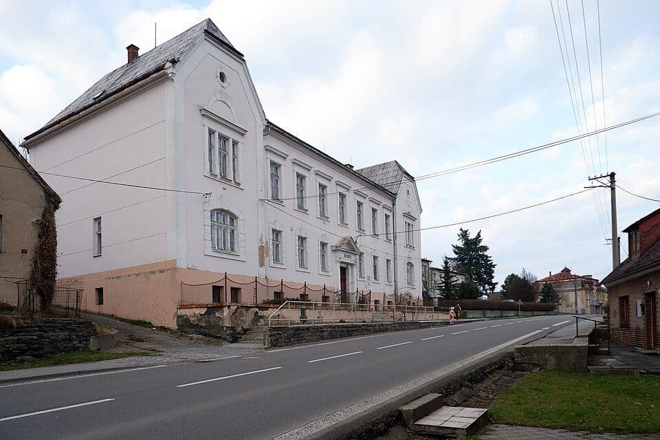 [Č] Paprsek - Hradec nad Moravicí