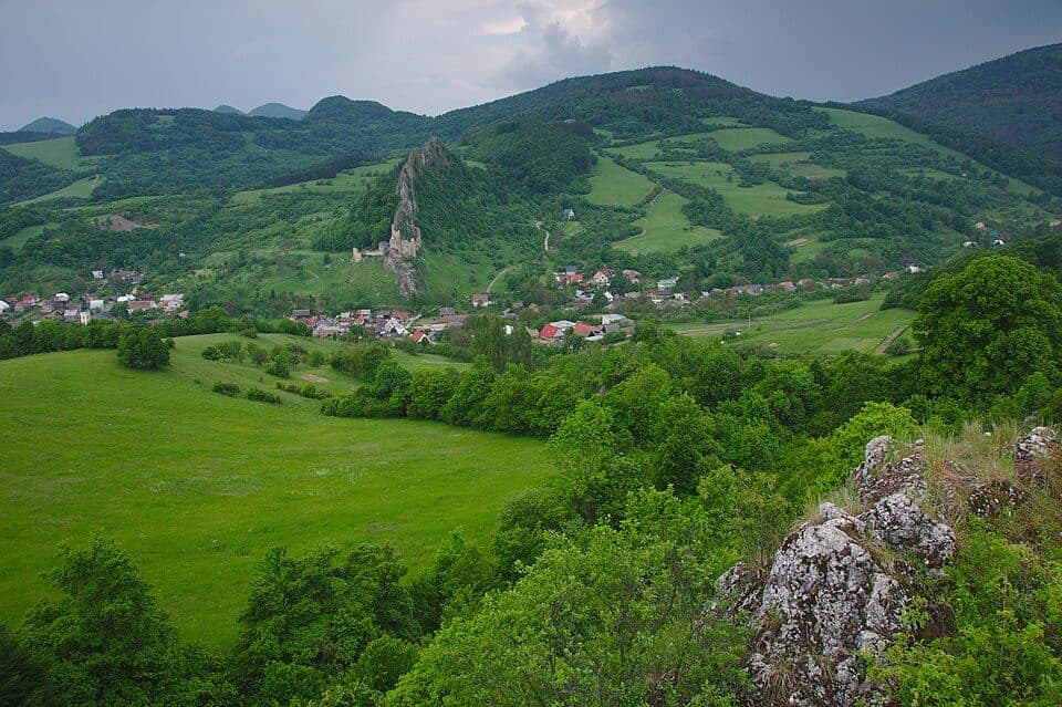 Lednické Rovne - Sedlo Kýčera