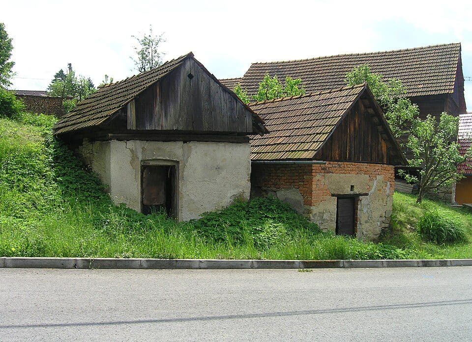 [Z] Hošťálková (kostel, bus) - Drnovice
