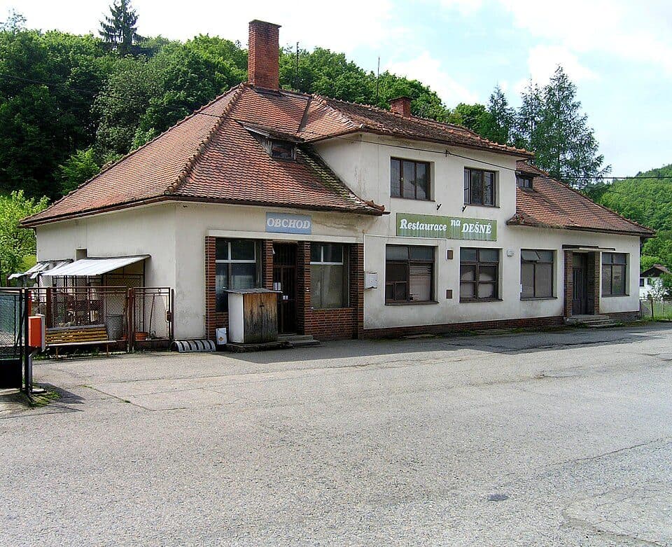 [Ž] Kořené (rozc.) - Leskovec (žst.)