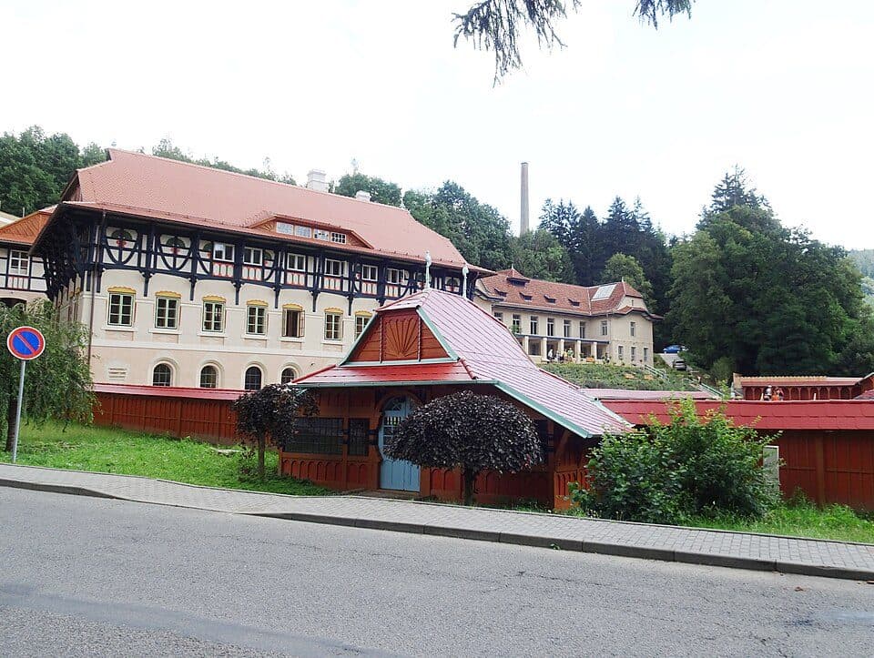 Vodoléčebný ústav
