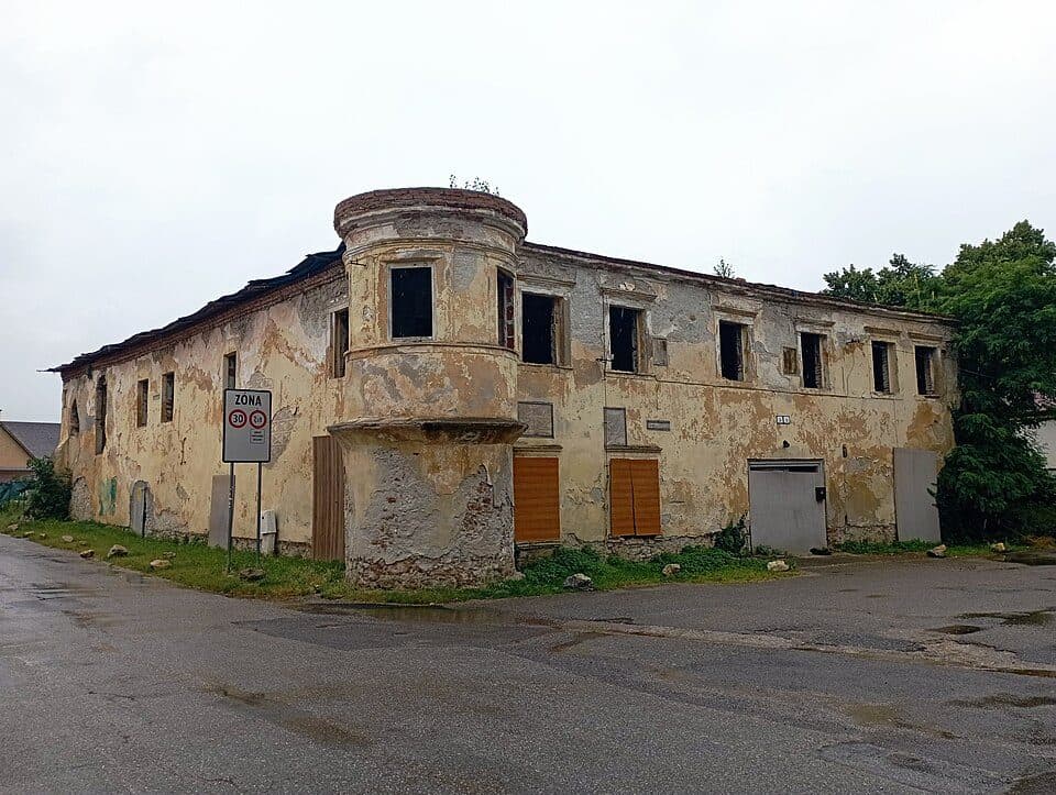 Náučný chodník Beckovské Skalice