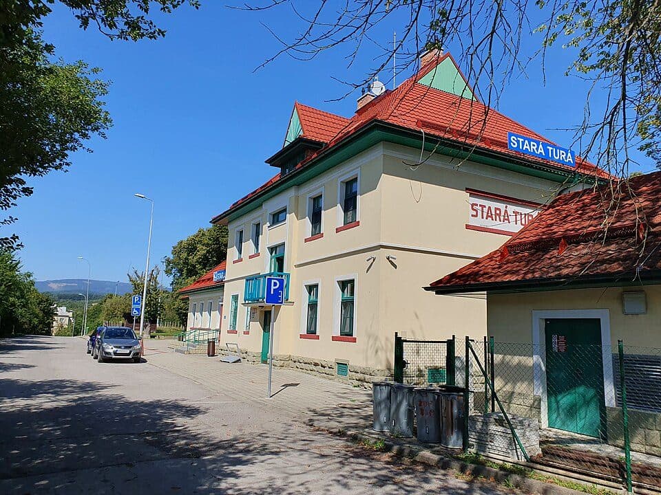 Mohyla M. R. Štefánika - Stará Turá