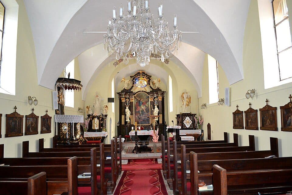 Prechod Hrušové - NM
