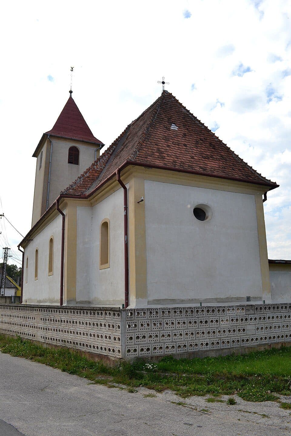 Lazová 100