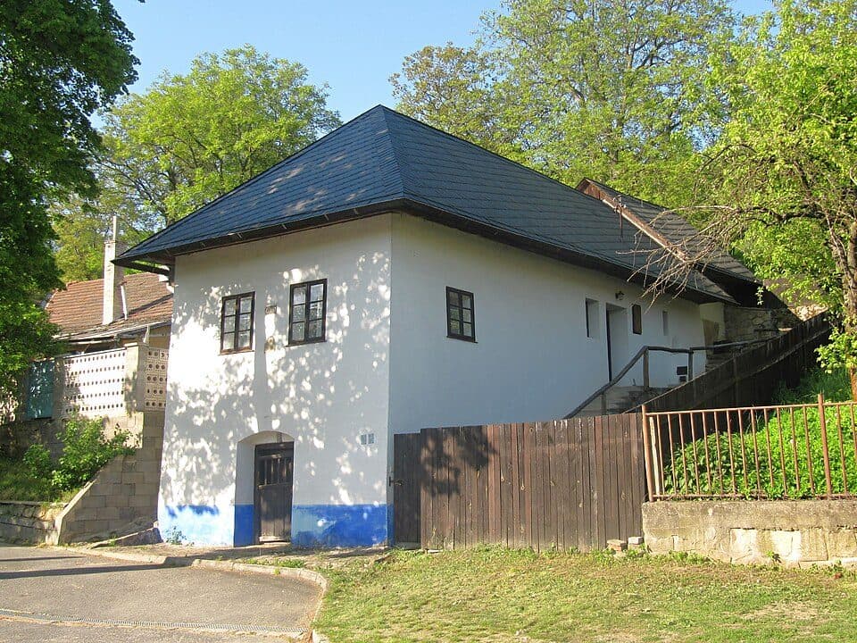 Břestek — zdjęcie 1
