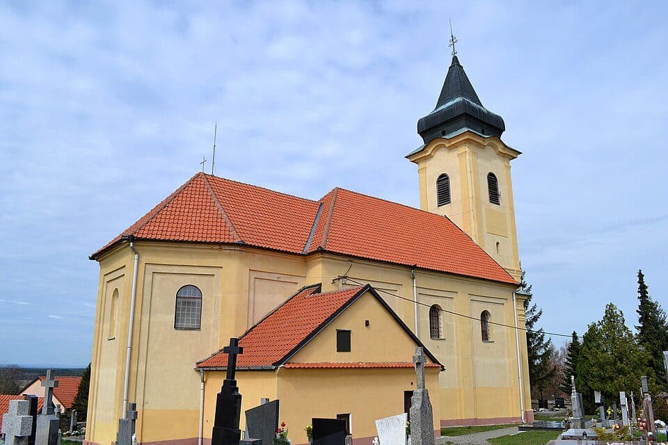 Lakšárska Nová Ves - Tomky, chaty