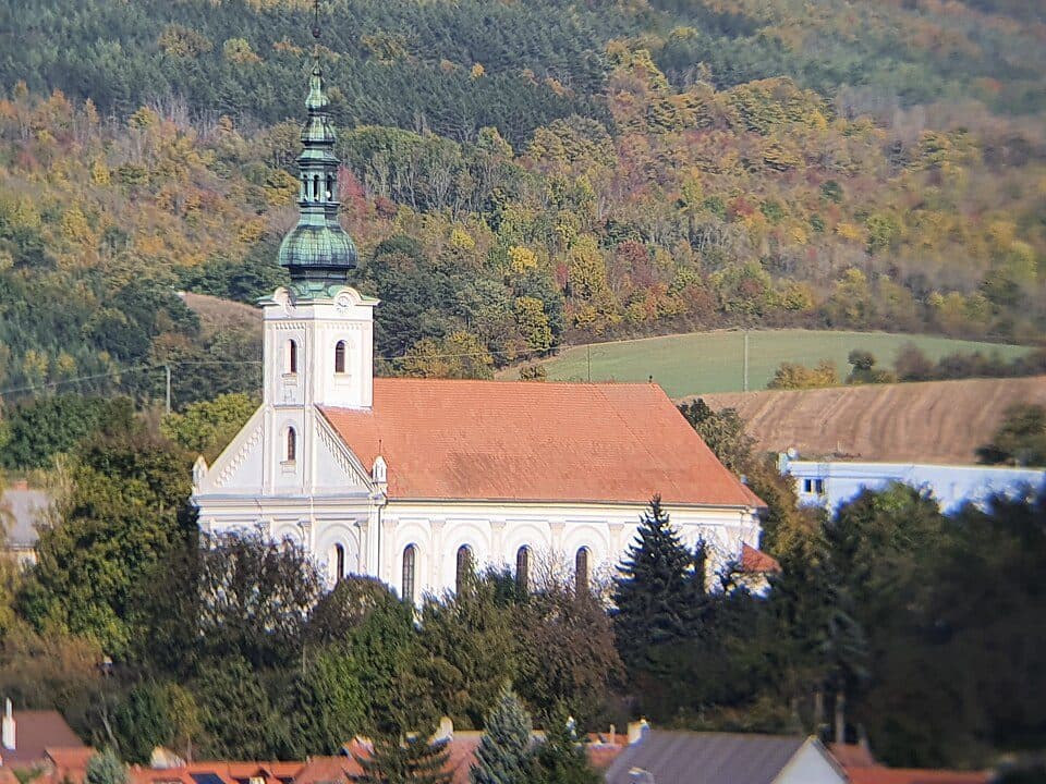 Brezová pod Bradlom, Mladosť - Prašník, Lajdovci
