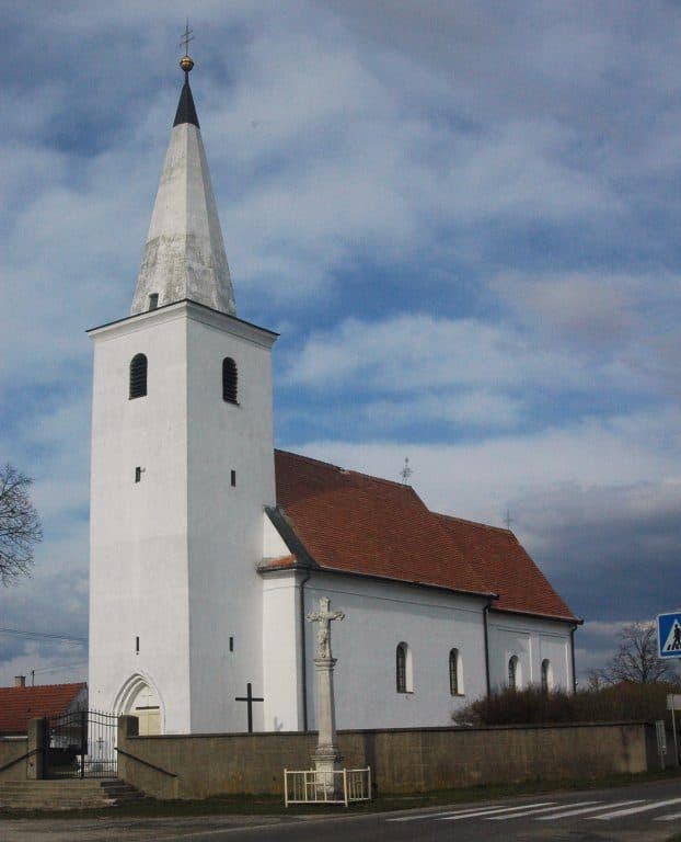 Plavecký Peter - Brezinky,chata