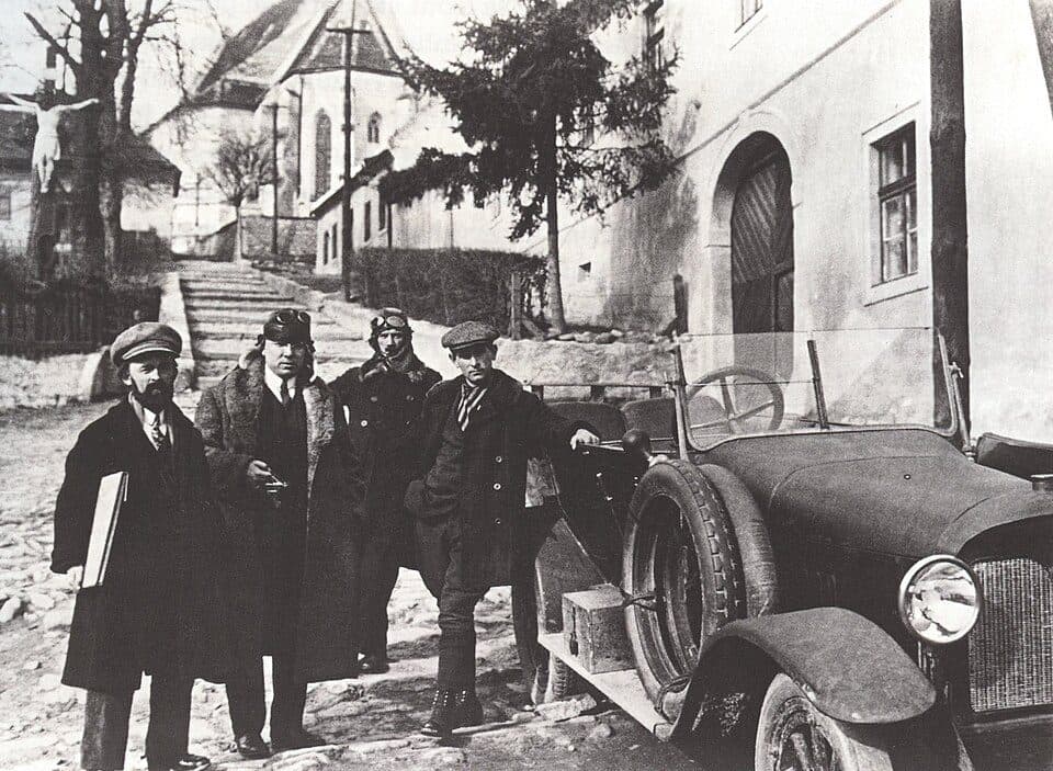 Svätý Jur, stanica - Stupava, kaštieľ