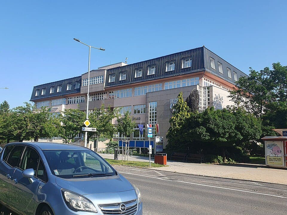 Senica-Čáčov - Smrdáky - Miléniový kríž