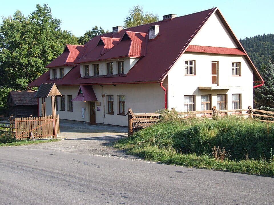 Iwkowa, bacówka - Łopusze Wschodnie
