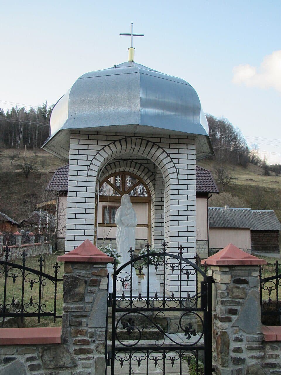 c. Липа - Яворина - Бункер Роберта