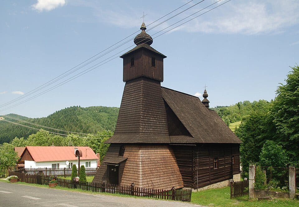 Osly - Mníšek nad Popradom, Kače