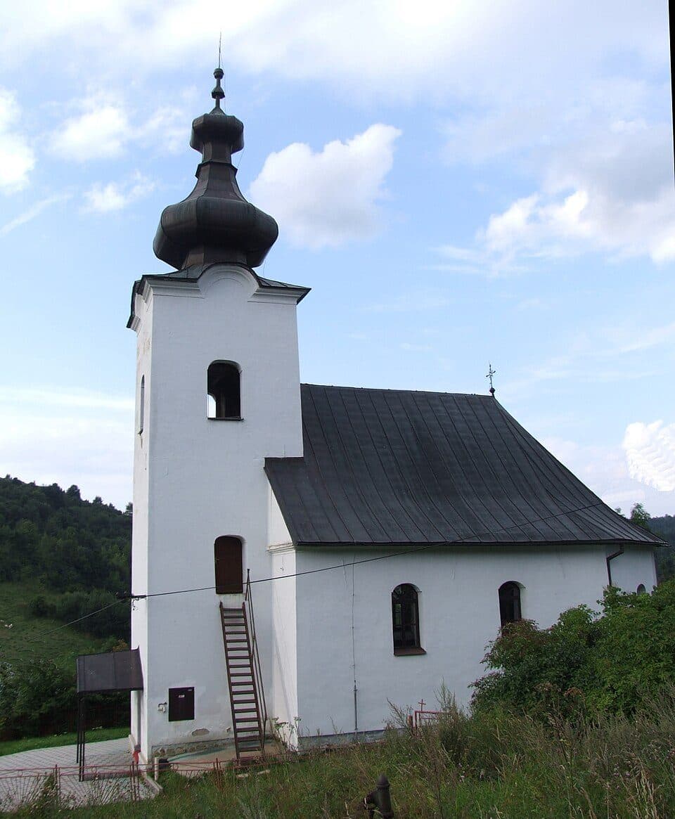 Osly - Mníšek nad Popradom, Kače