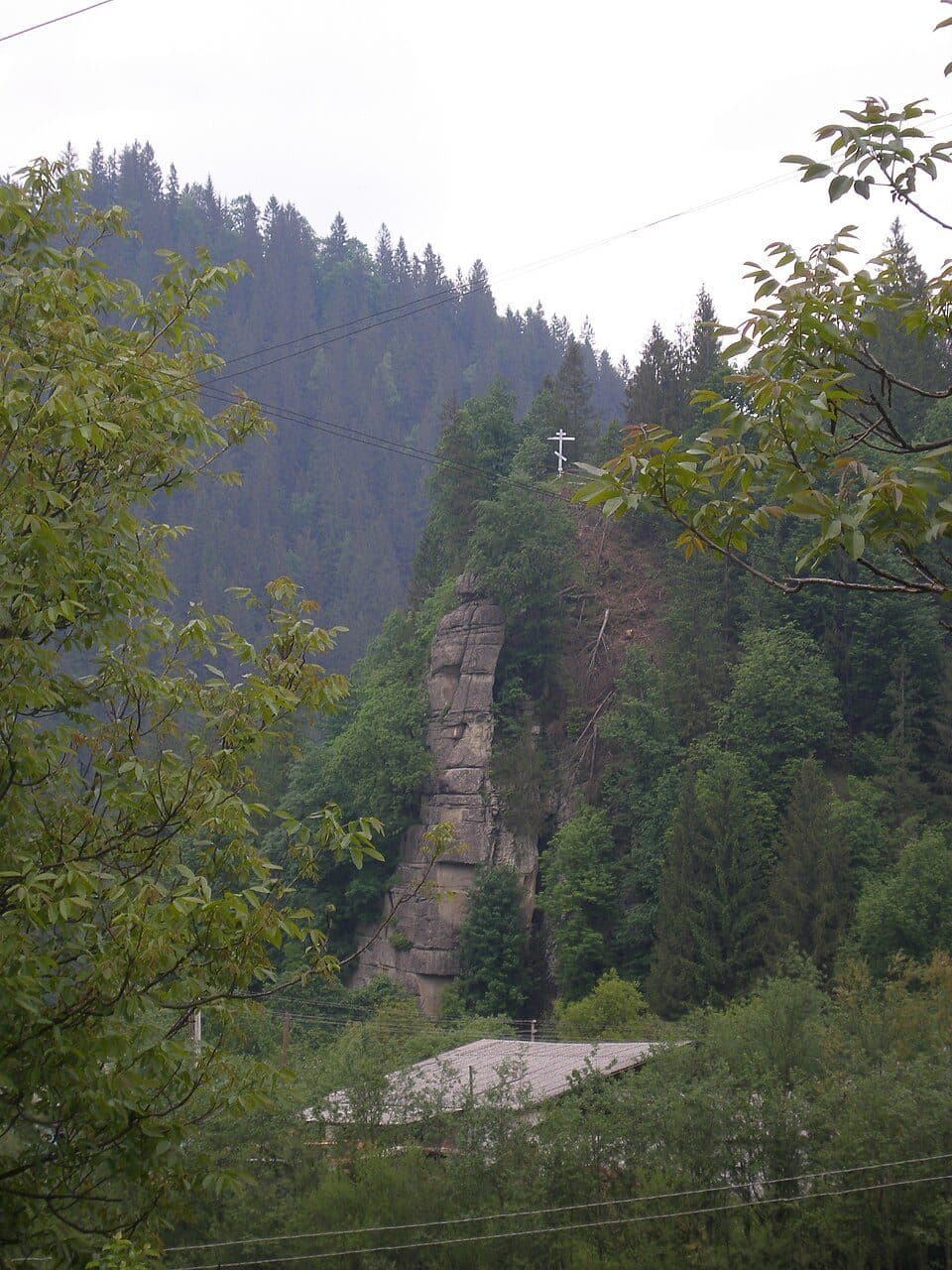 Кам'яна Багачка