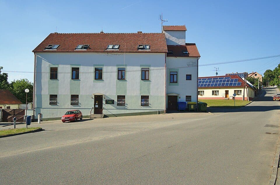 Naučná včelí stezka Petrovice