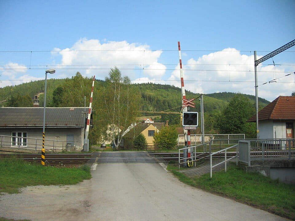 105