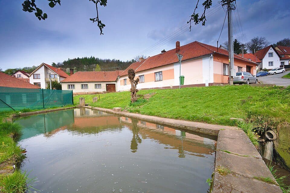 odbočka k rozhledně Malý Chlum