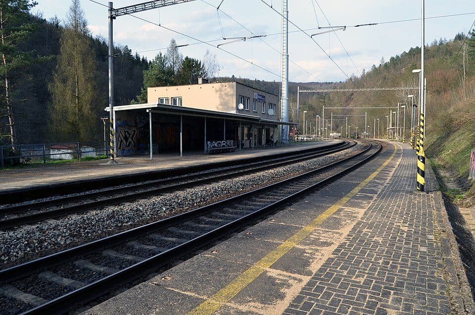 odbočka k Malé Macoše