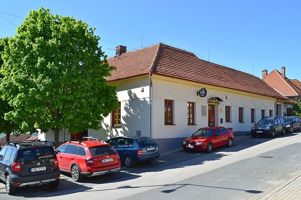 odbočka k Malé Macoše