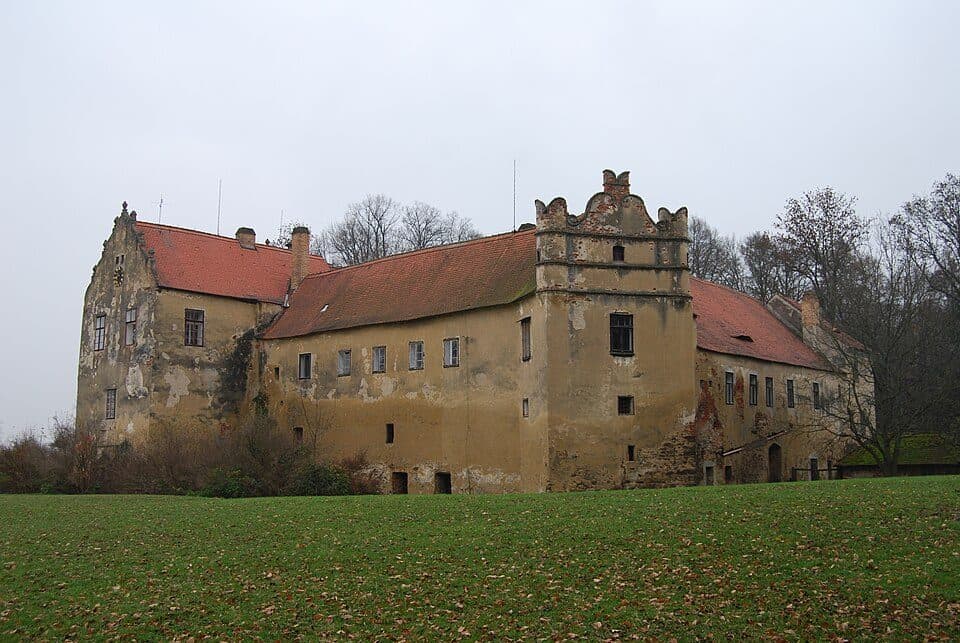 Starý zámek Libějovice — zdjęcie 2