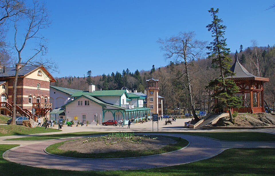 Przez „źródło Bełkotka” na „Przedziwną”