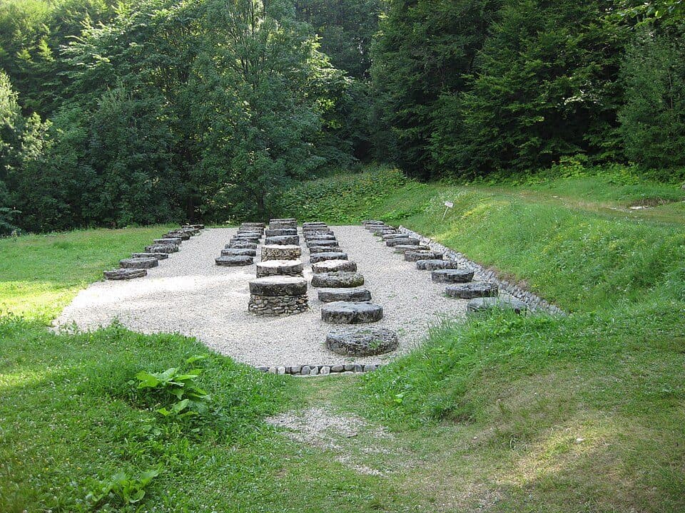 Podul Gerosu / Valea Grădiștea - Cetatea Fețele Albe - Valea Albă