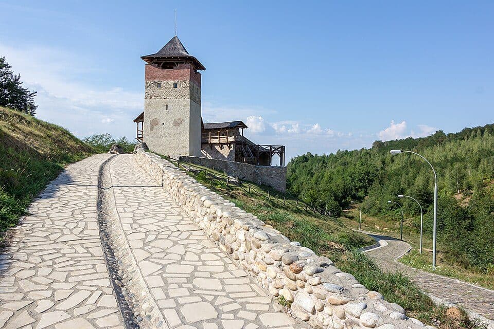 Malajesdi vár — 3. fotó