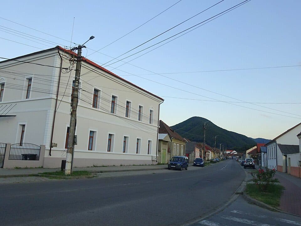 Cugir - Vf. Scârna - Cabana Șureanu
