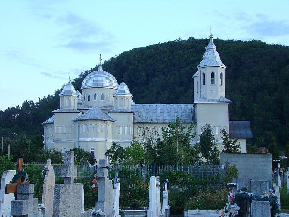 Cugir - Vf. Scârna - Cabana Șureanu