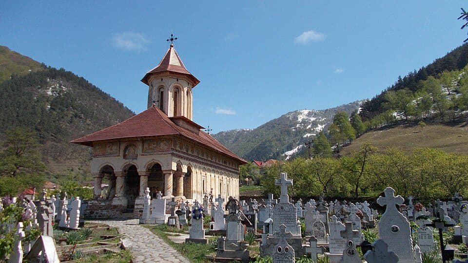Câinenii Mici - M. Zănoaga - creasta principală