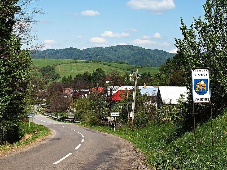 Zvonica na bojisku I. sv. vojny pod vrchom Skory