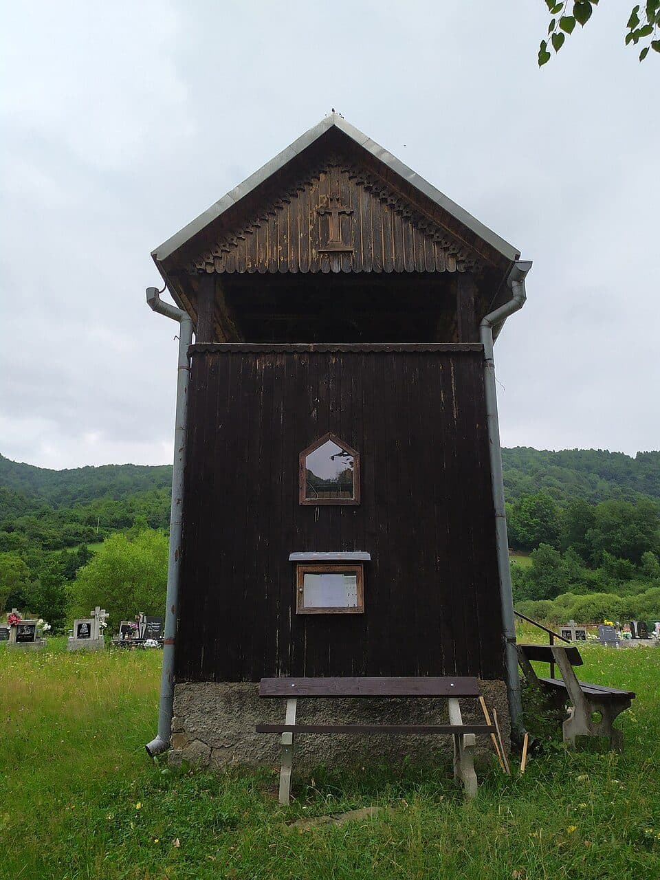 Uličské Krivé - Topoľa
