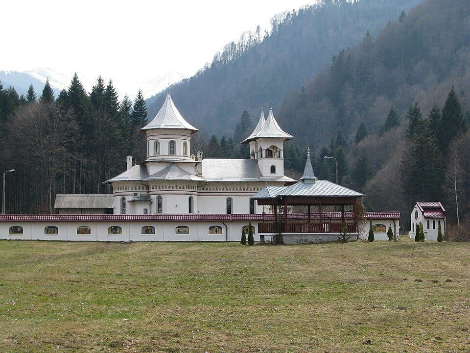 Dejani - Curmătura Brătilei