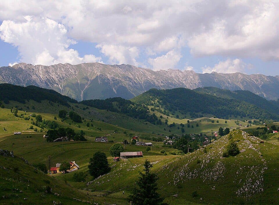 Cabana Curmătura-La Table-Șirnea-DN73