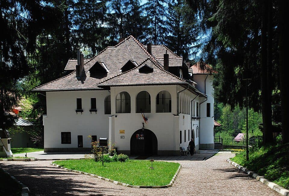 Sinaia - Șaua Vârfului cu Dor - Cabana Padina