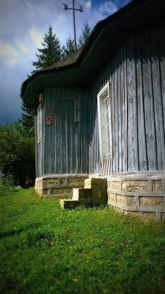 Comuna Tulnici – Stina Haulestenilor – Mt. Coza – Saua Geamana – Dealul Negru – Saua Tisitei – Poiana Sindrilita (red stripe)