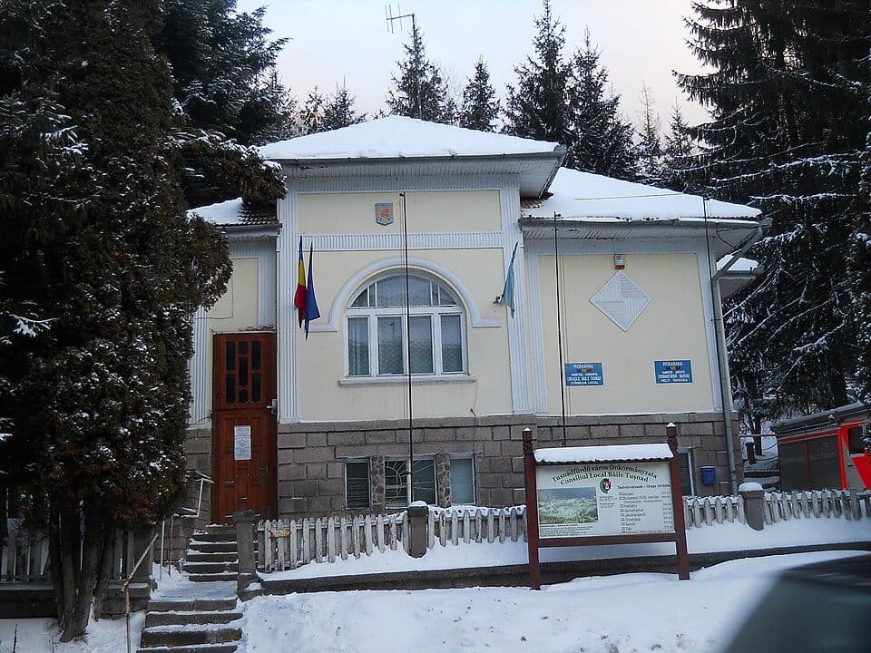 oraș Băile Tușnad - sub Vf. Ciomatul Mic - Cabana Lacul Sfânta Ana