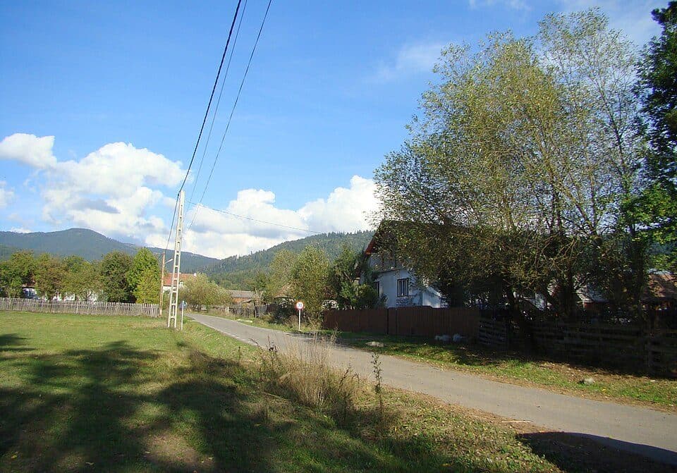 oraș Gheorgheni - Peștera Șugău - sat Voșlăbeni