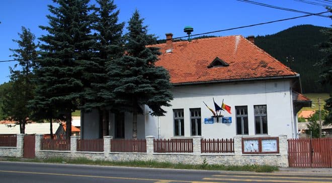 oraș Gheorgheni - Peștera Șugău - sat Voșlăbeni