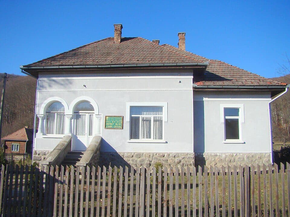 Câmpu Cetății - Valea Nirajul Mic - Vf. Saca Mare