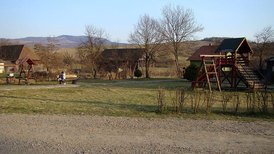 Eremitu - Vârful Becheci - Culmea Reştad - Sovata