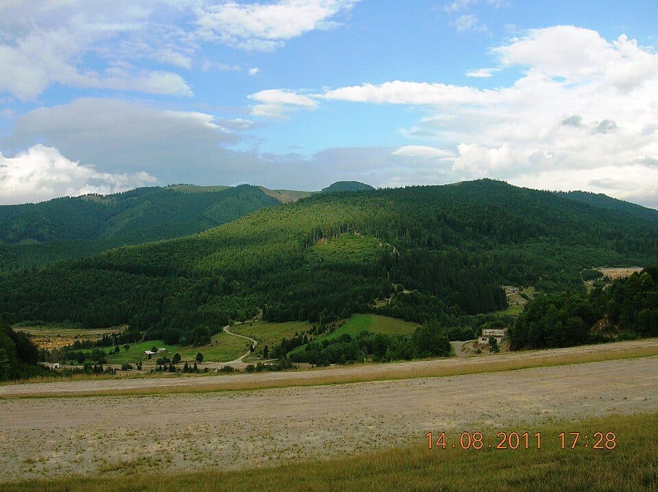 Creasta Iepei - Vf. Muncelul - Trecătoarea Stânișoarei - Pasul Petru Vodă