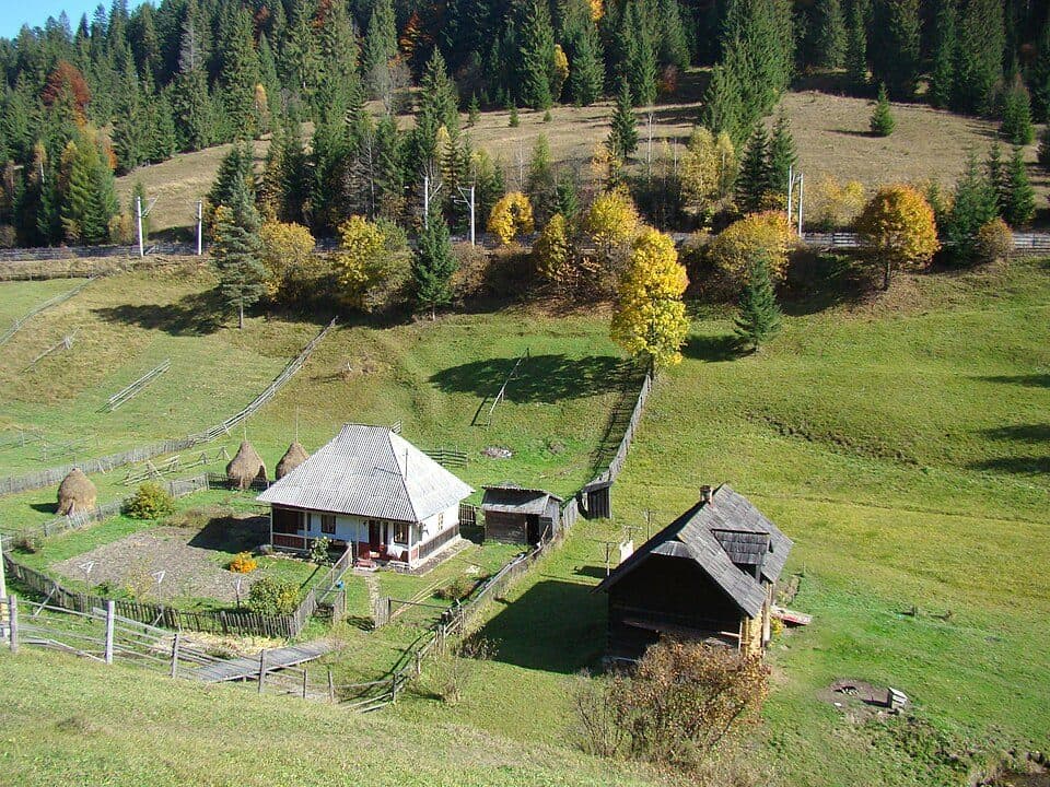 Popas Zugreni – Vf. Giumalău – gara Valea Putnei (blue dot)