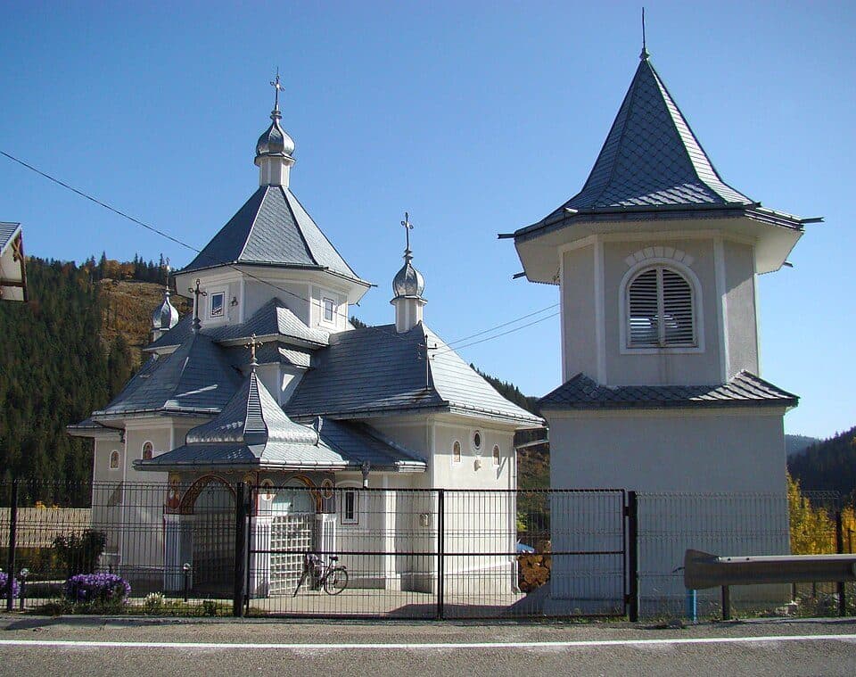 Popas Zugreni – Vf. Giumalău – gara Valea Putnei (blue dot)