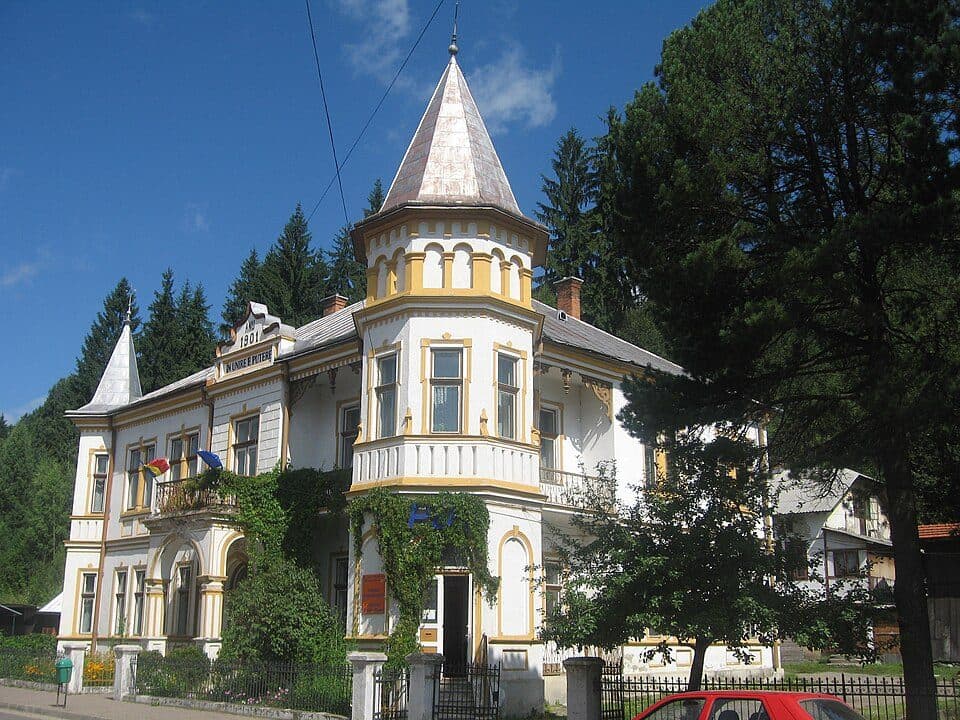 Vatra Dornei – Vârful Runc – Vârful Suhardu Mare – Vârful Omu (blue stripe)